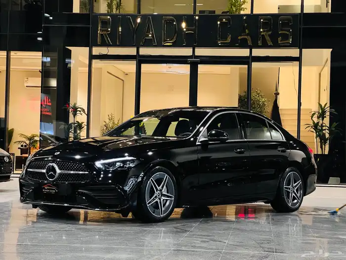 مرسيدس C200 موديل 2025 (اصفار) 30