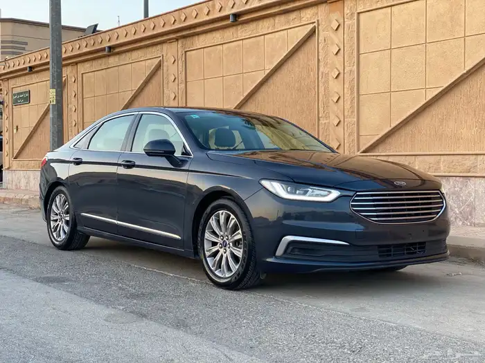 فورد تورس 2020 نص فل نظيف للبيع 4