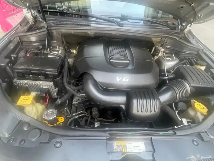 جيب جراند شيروكي Limited 11