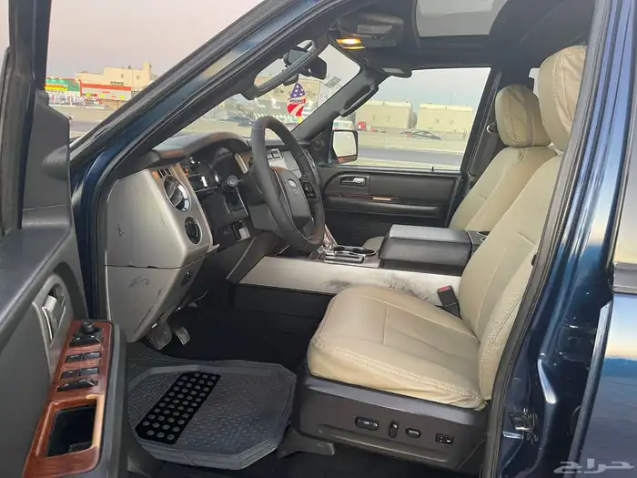 للبيع فورد اكسبيدشن 7