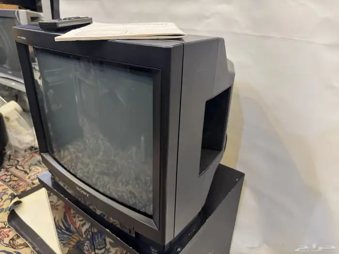 تلفزيون سوني قديم 3