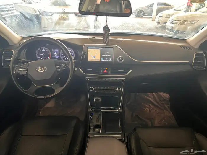 هونداي ازيرا جراندر 4