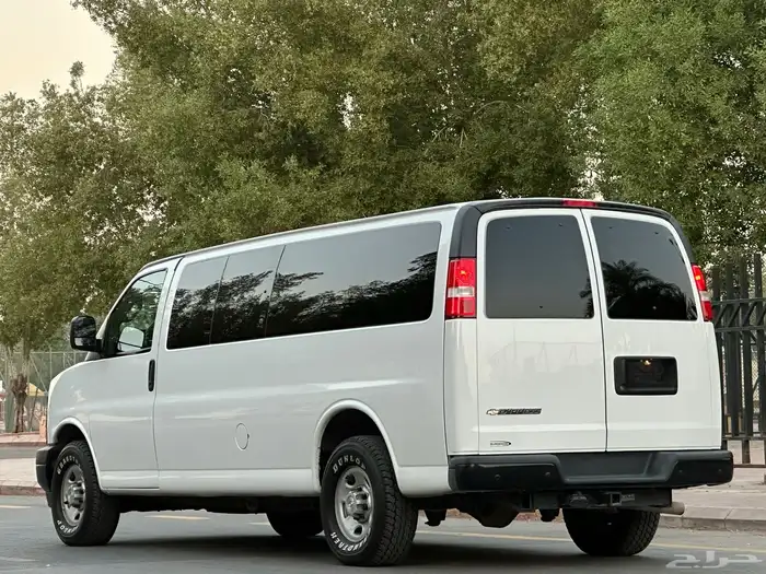 شفروليه إكسبرس موديل 2017 سعودي شاص طويل وزن 2500 فل 11