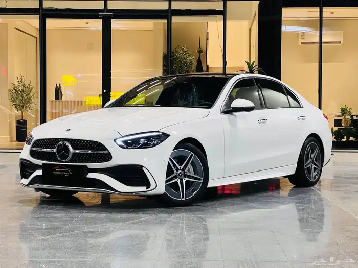 مرسيدس C200 موديل 2025 (اصفار) 3