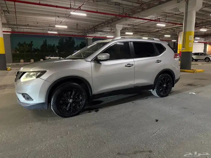 نيسان اكس تريل دبل 2015 - 7 مقاعد 17