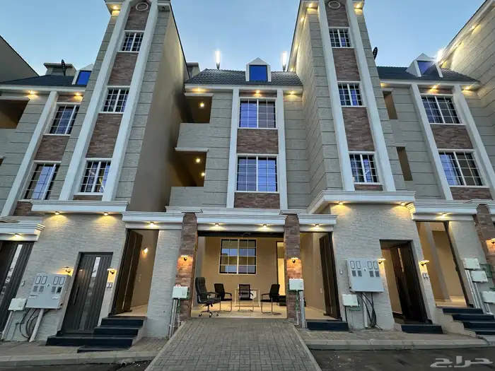 للبيع شقق علويه اسعار ممتازه 520 الف مع مصعد وسطح خاص 0