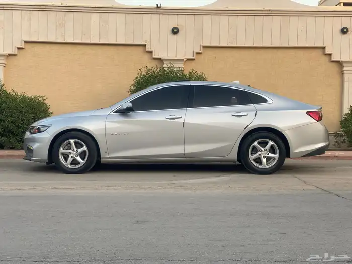 ماليبو بنزين 2018 فل 4