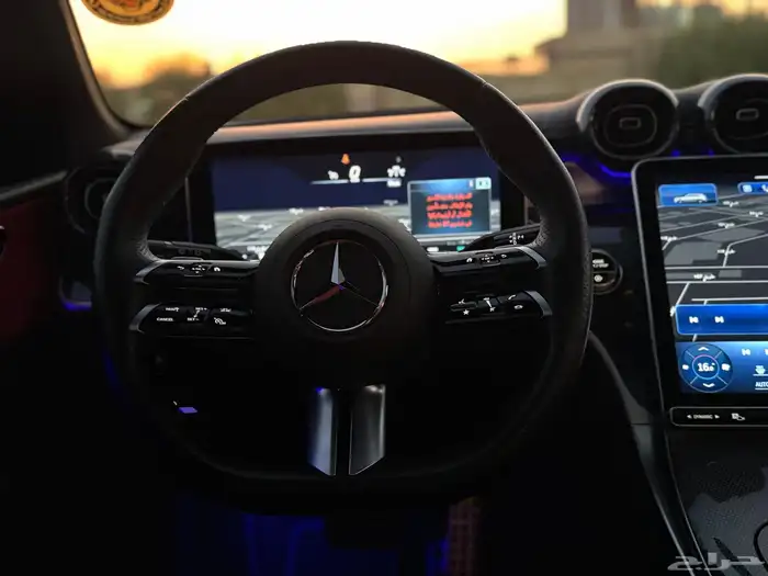 مرسيدس GLC200 2024 على الضمان و الصيانه 9