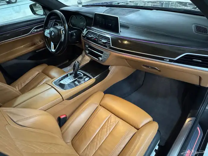 بي ام دبليو 750i 2017 7