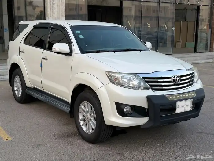 فورشينر 2015 قير عاد يبدون دبل نضيفف للمستخدم 0