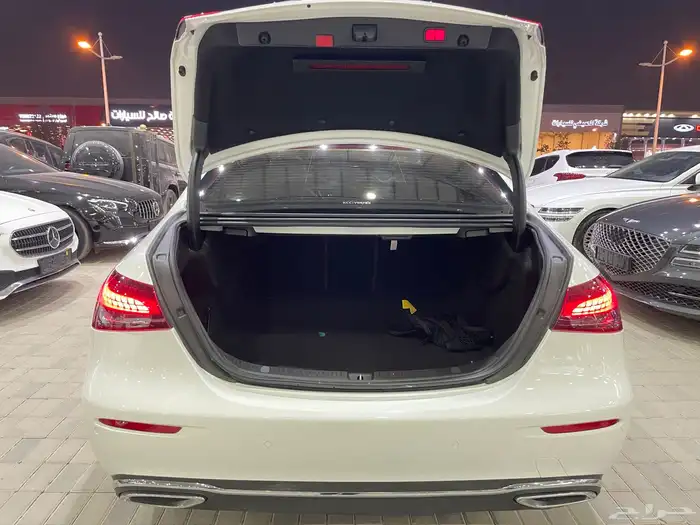 مرسيدس 2021 E250 بانوراما رادار قياده ذاتيه ( بنزين ) 2.0T 33