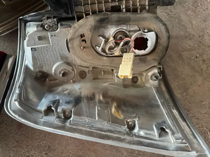 قطع جيب لكزس 570 من 2008 الي 2011 6