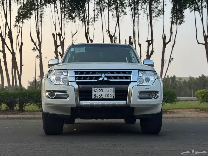 للبيع ميتسوبيشي باجيرو 2017 وكاااله 14