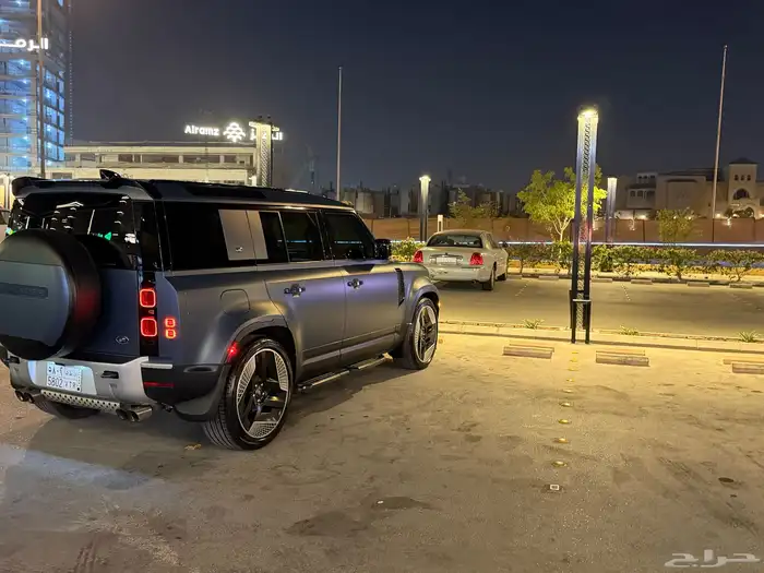 ديفندر 2020 6 سلندر 1