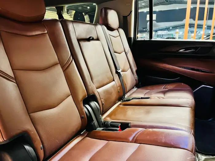 اسكاليد 2015 طويل سعودي ( بحاله ممتازه) 13