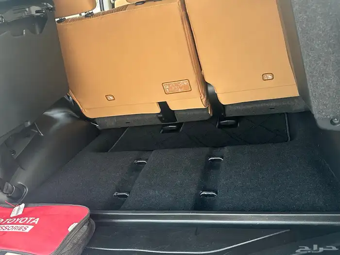 فورشنر 6 سلندر دبل (VX) 2023 ( بحالة الوكالة ) 42