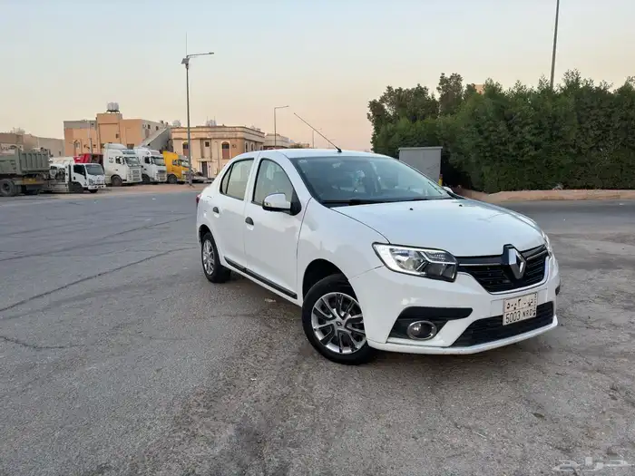 رينو سيمبول 2017 اوتوماتيك نظيف 0