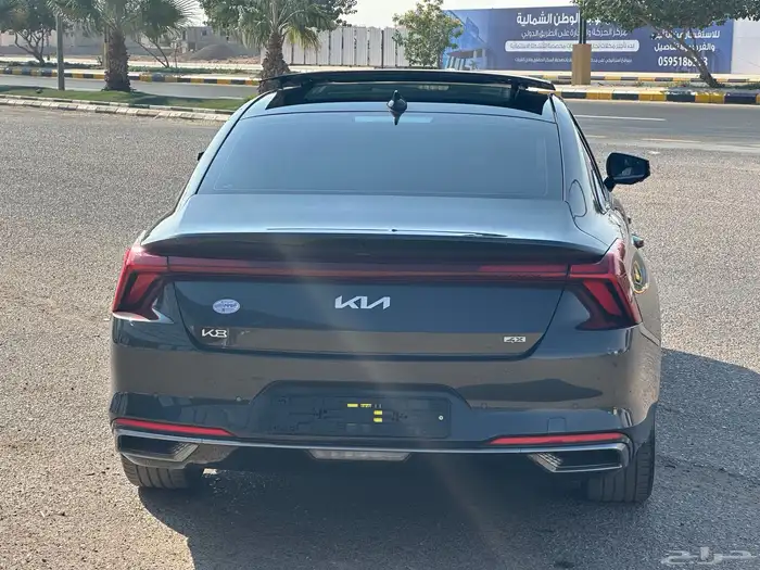 كيا كي 8 بنزين 2023 فل كامل 4