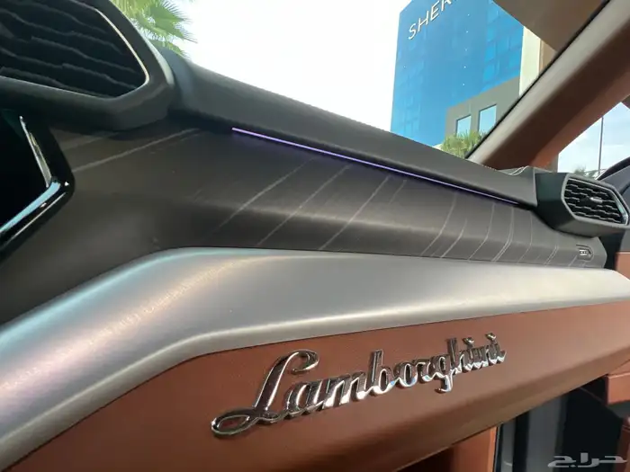لمبرجيني اوروس S عداد 4 الاف صيانة 5 سنوات إضافية مجانا 90