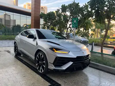 لمبرجيني اوروس S عداد 4 الاف صيانة 5 سنوات إضافية مجانا index