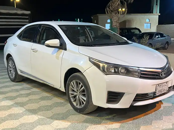 للبيع كورلا 2014 2