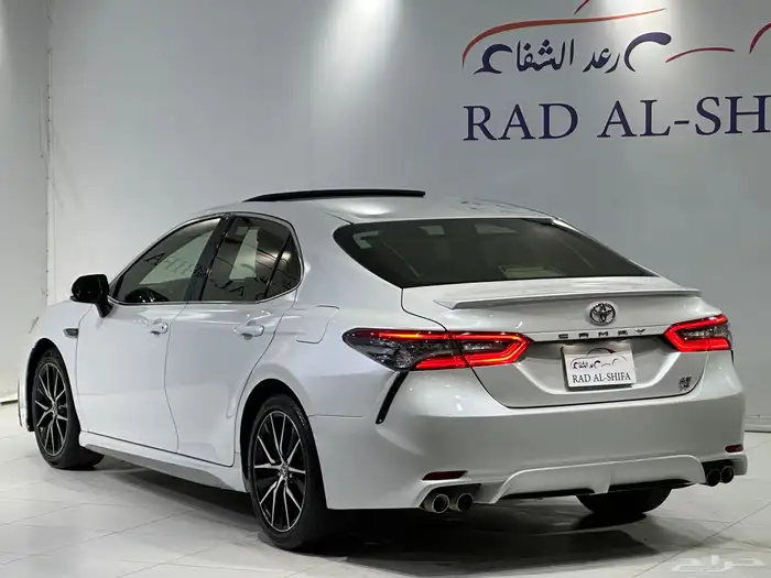 تويوتا كامري 2022 SE v6 9