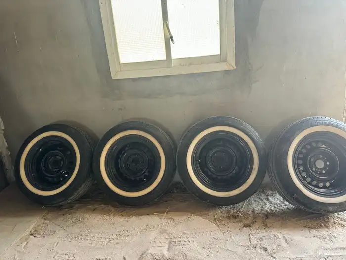 جنوط عراض مرسيدس نظيفه وشرط مافيها عفط سليمه 1