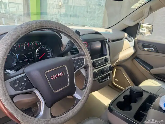 جمس يوكن 2017 SLE XL نظيف على الشرط بحاله الوكاله ممشى 33الف 12