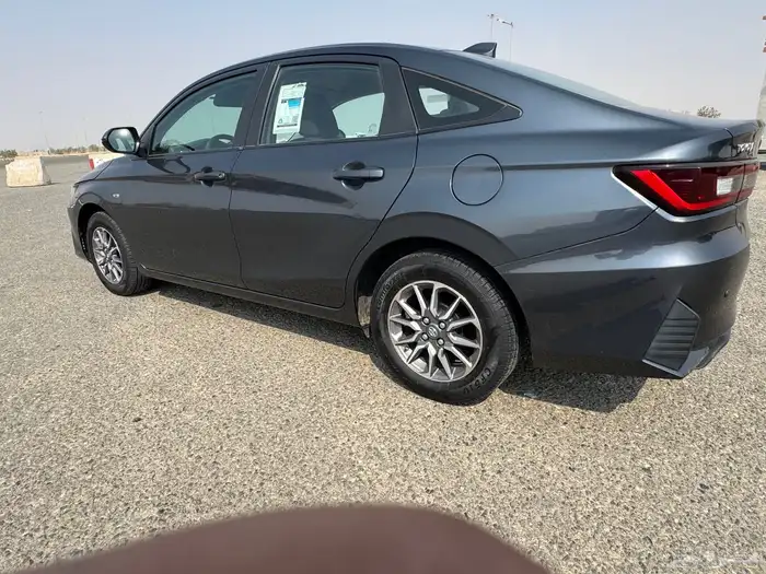 يارس 2023 شبه مخزنه بحالة الوكالة 6