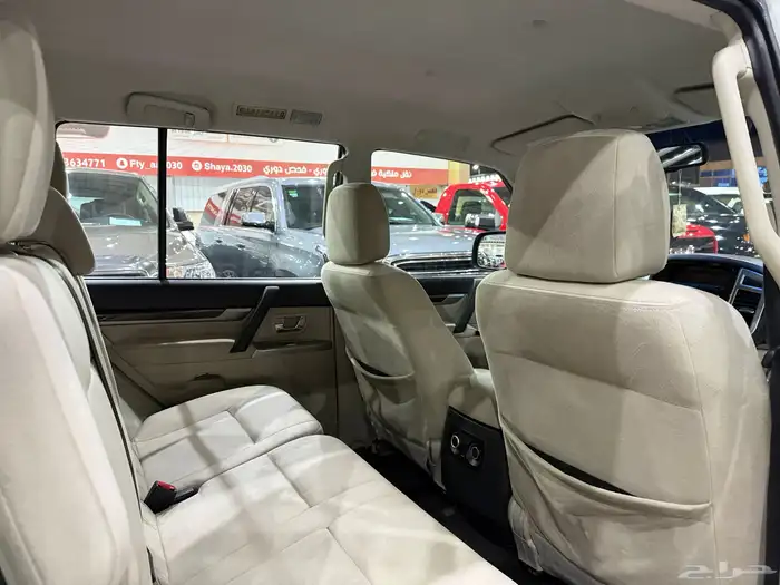 مستوبيشي باجيرو 2017 8