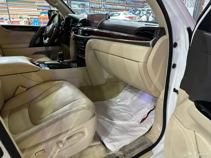 للبيع لكزس 5