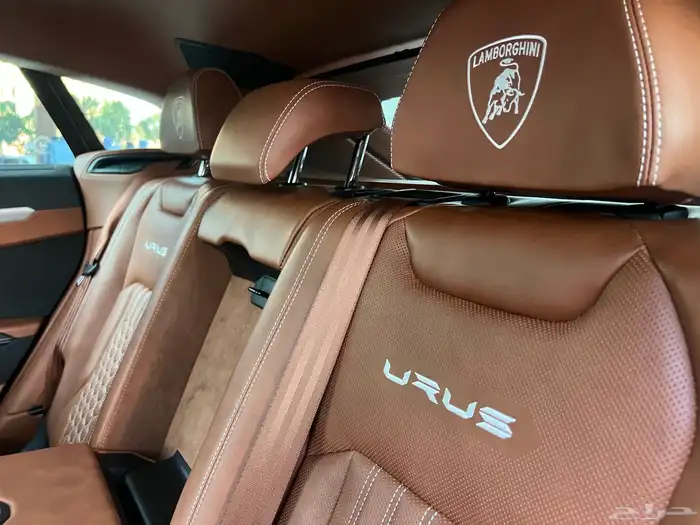 لمبرجيني اوروس S عداد 4 الاف صيانة 5 سنوات إضافية مجانا 65