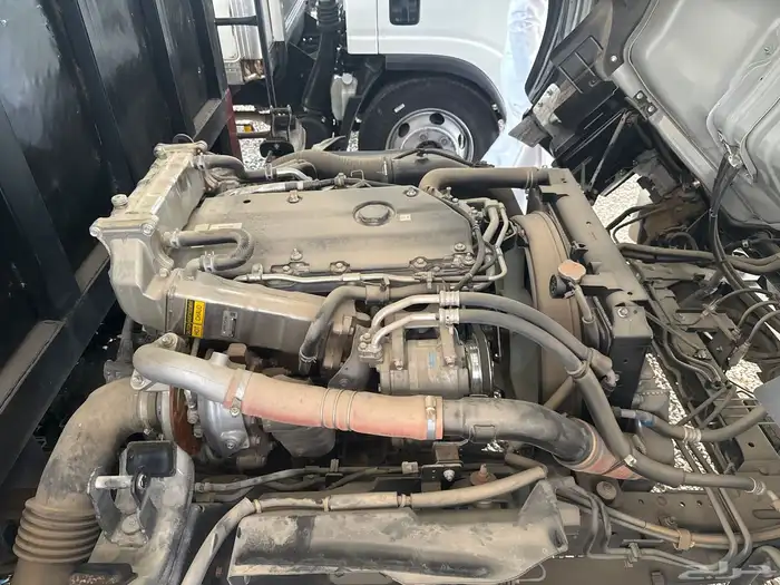 ايسوزو دينه اصفار 5 طن مكينه كبير للبيع 10