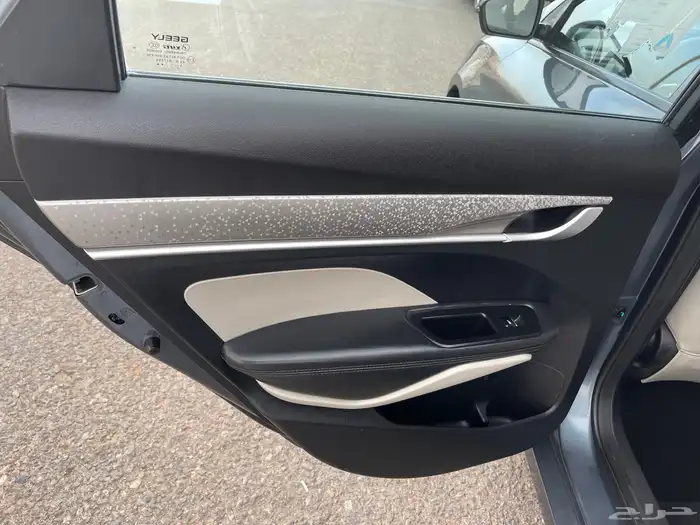 جيلي_بينراي_2022_نص فل_نظيف 32