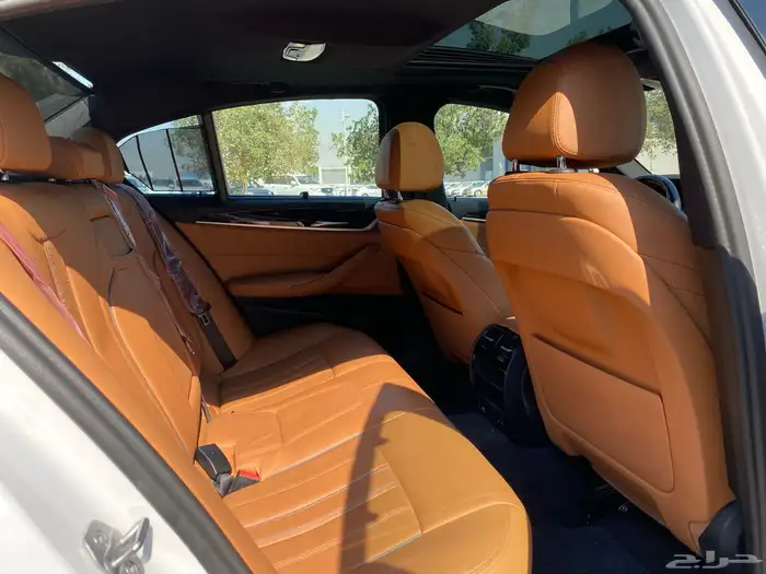 بي ام دبليو 520i 2023 الفئة الخامسه BMW 16