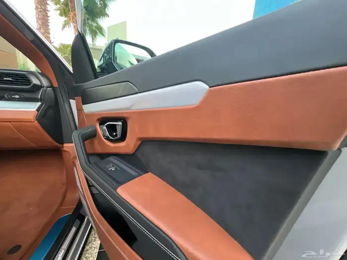 لمبرجيني اوروس S عداد 4 الاف صيانة 5 سنوات إضافية مجانا 38