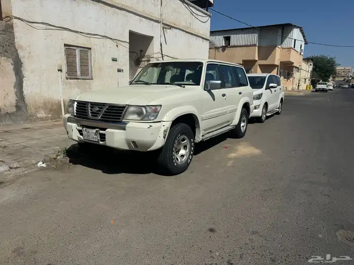 جيب نيسان موديل 2000 0