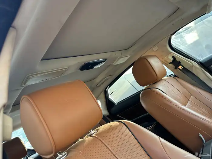 مصدومه جاكور Xj فل كامل ( بدون مكينه ) 16