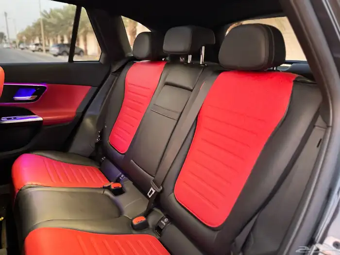 مرسيدس GLC200 2024 على الضمان و الصيانه 15