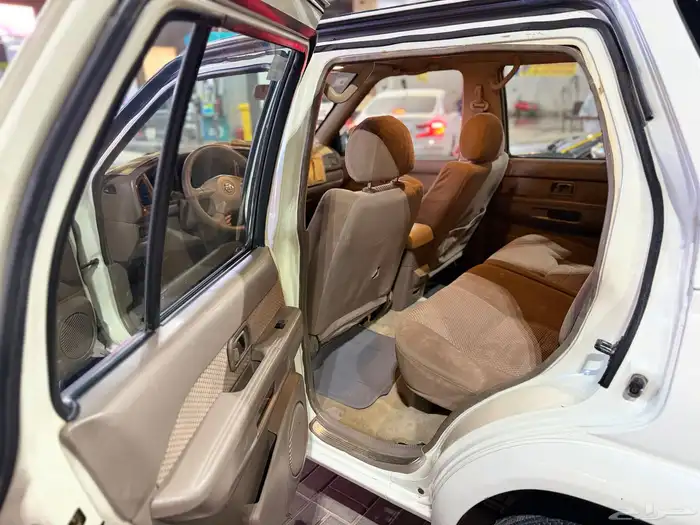 باثفندر 2005 ابيض للبيع 7