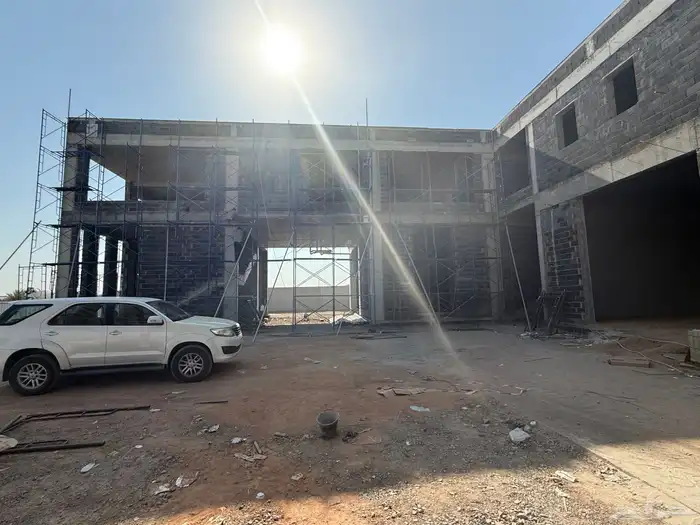 محطة بنزين بها محلات تجارية 2