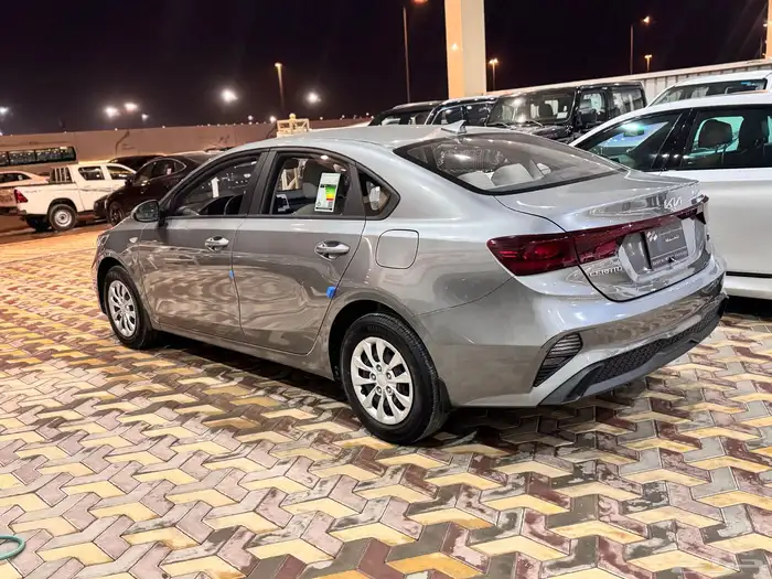 كيا سيراتو موديل 2024 8