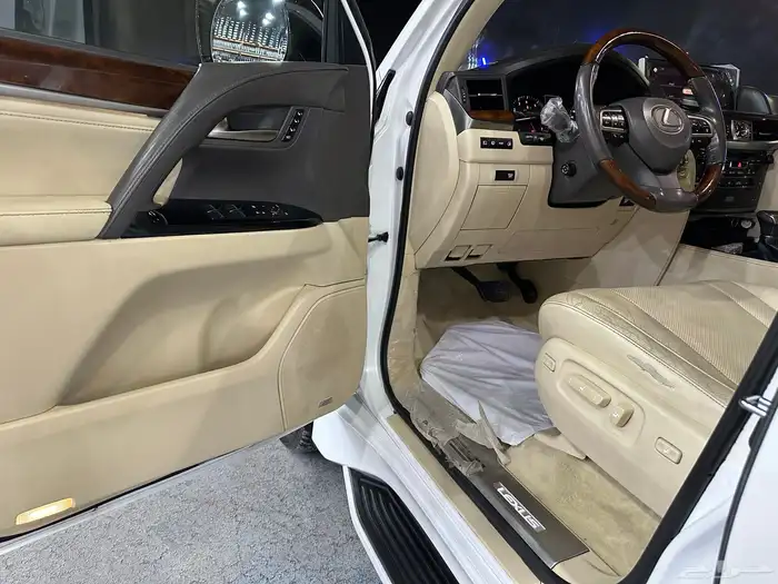 للبيع لكزس 10