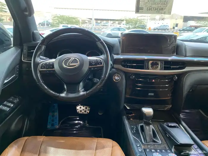 لكزس LX 570 2021 ممشى قليل 5