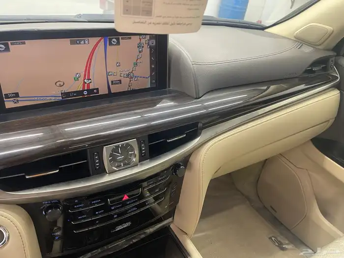 للبيع جيب لكزس LX2018 سعودي 20