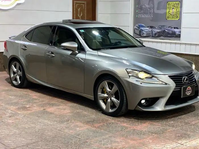 لكزس is350 7