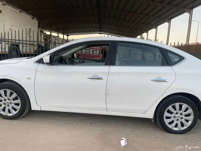 Nissan Santara 2020 4