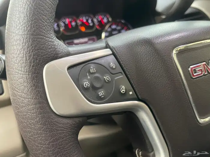 جي ام سي يوكن 2015 XL فل سعودي 19