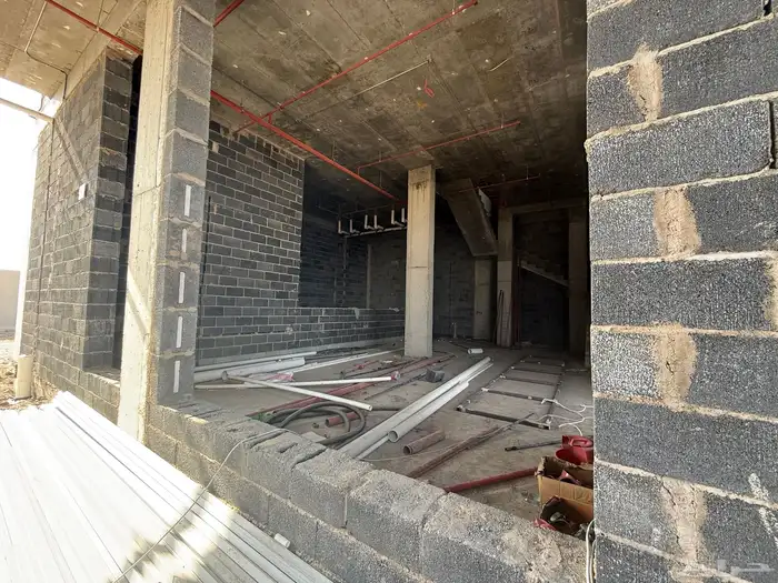 محطة بنزين بها محلات تجارية 5