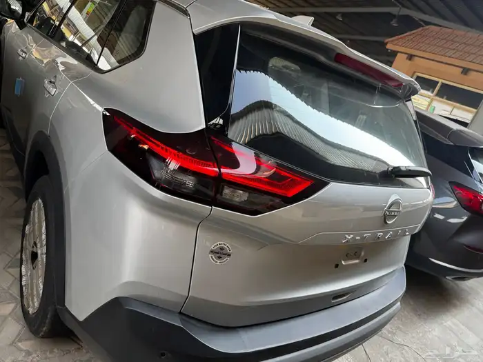 نيسان اكس تريل نص فل ( sv )موديل 2025 عرض خاص 7